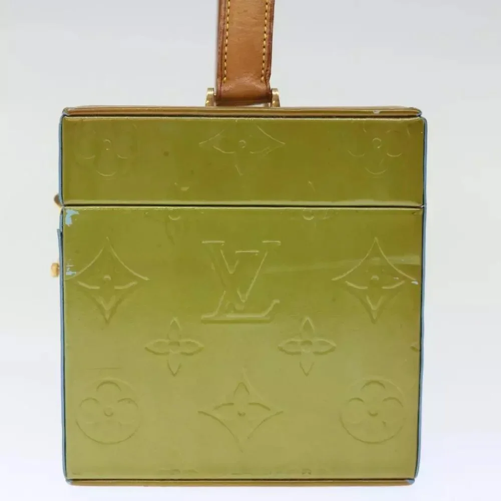 LOUIS VUITTON Monogram Vernis Bleecker Pouch Baby Blue - Picture 3 of 12